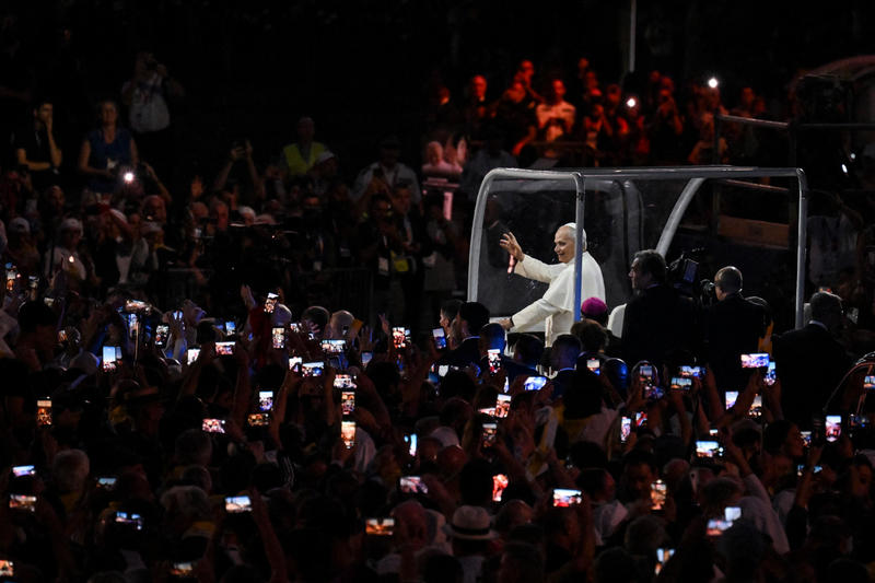 pope-leo-xiv-waves-worshippers-papamobile-grotto-apparitions-massabielle-lourdes-france-september-26-2026
